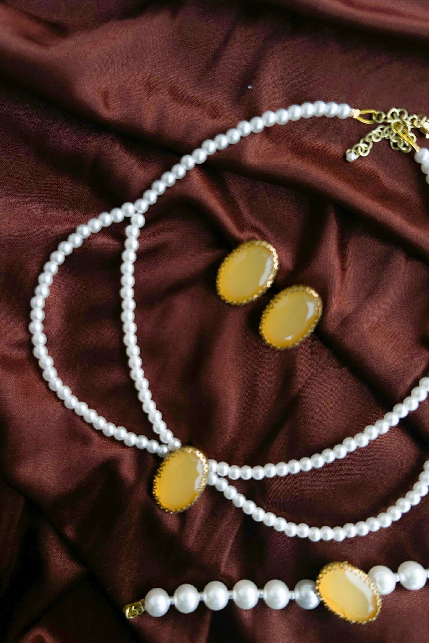 Yellow Gemstone Set with Bracelet