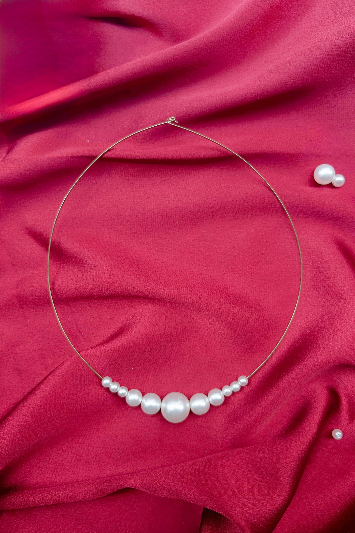 Floating Elegance Pearl Choker