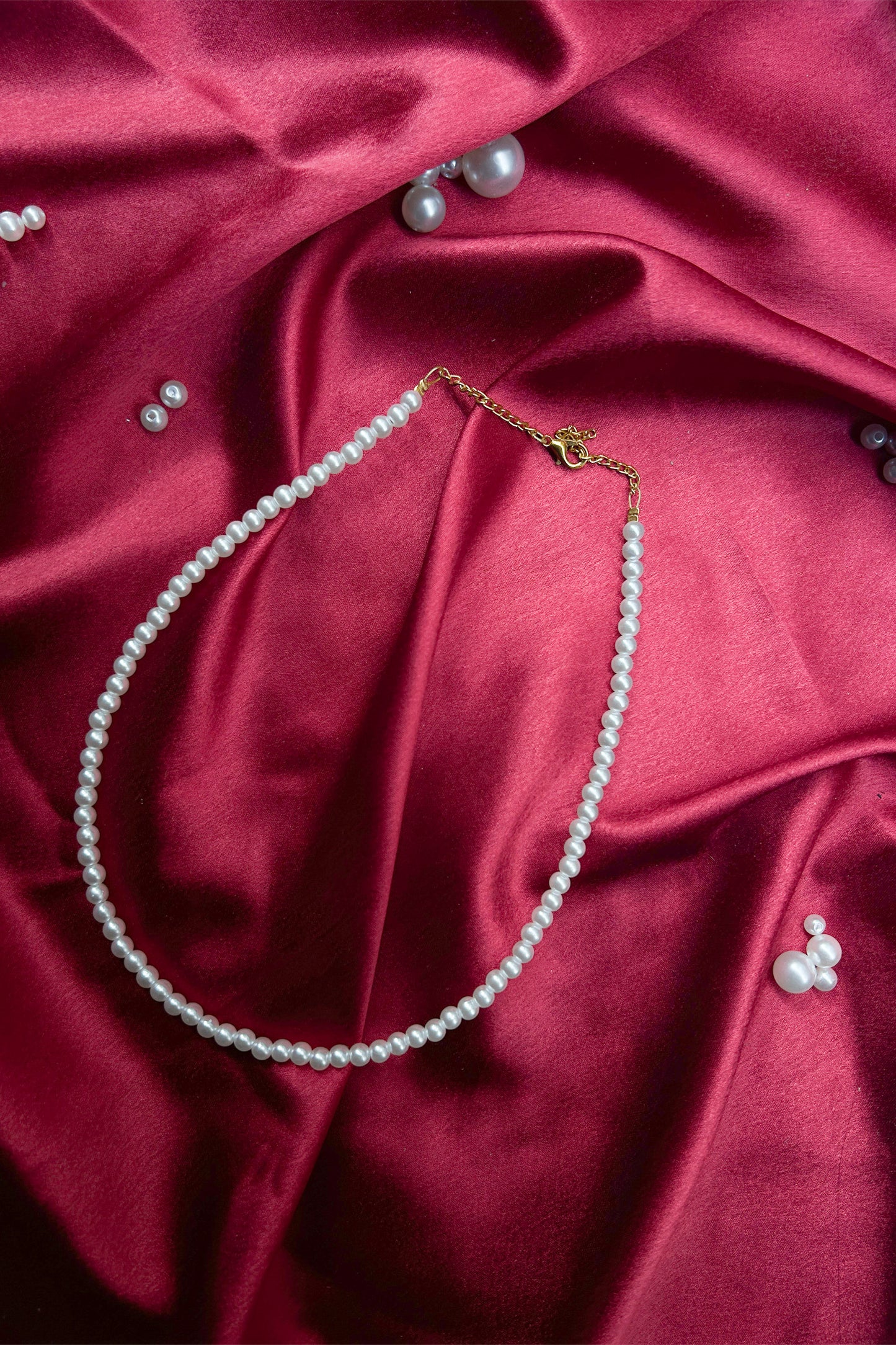 White Pearl Beaded Necklace 4MM