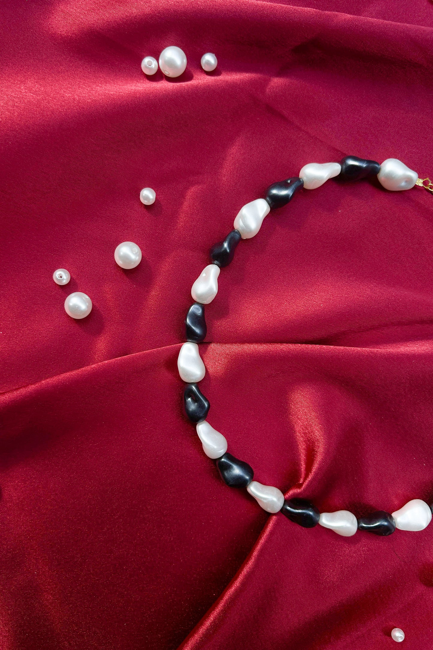 Baroque Midnight Necklace