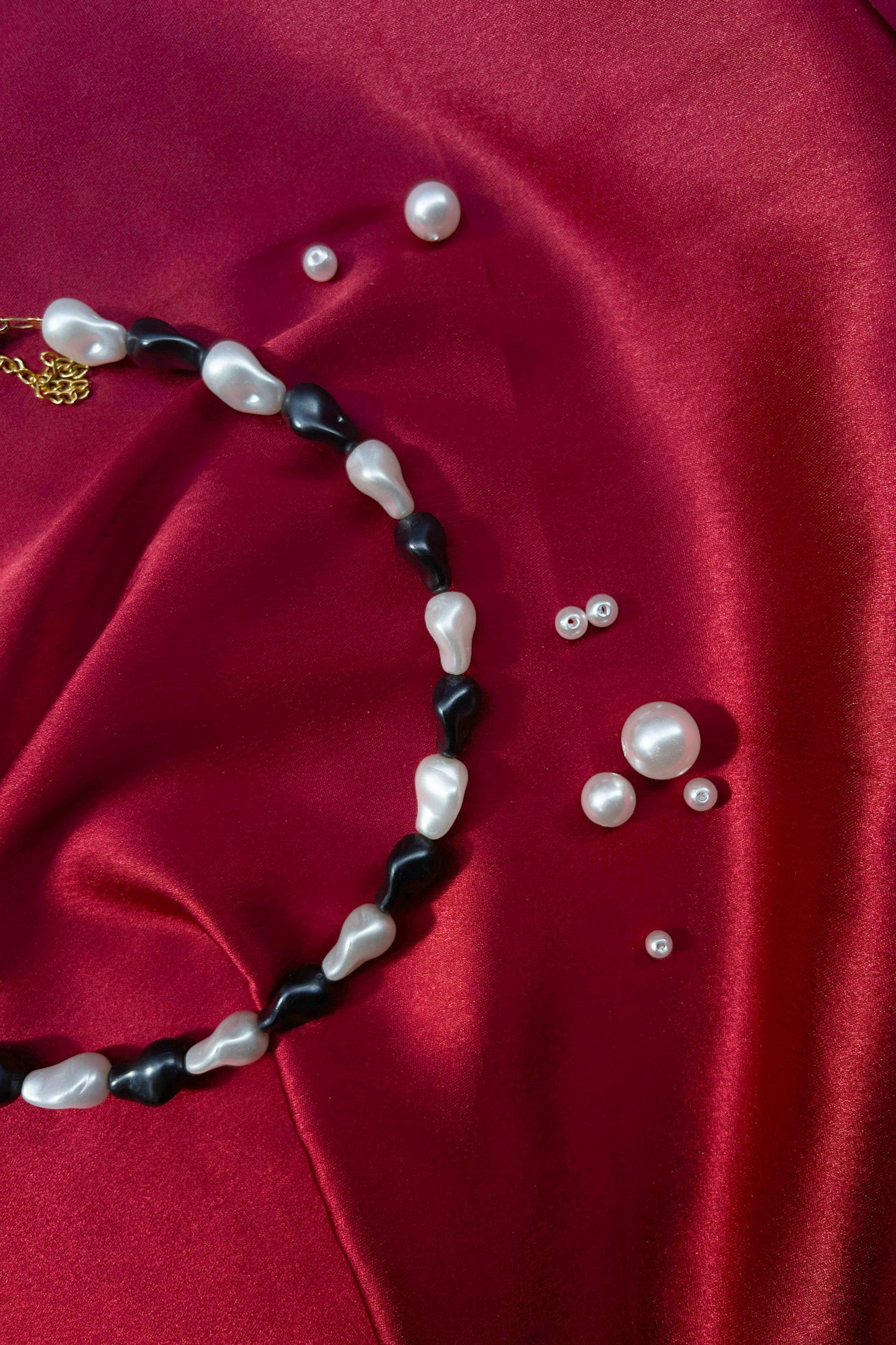 Baroque Midnight Necklace