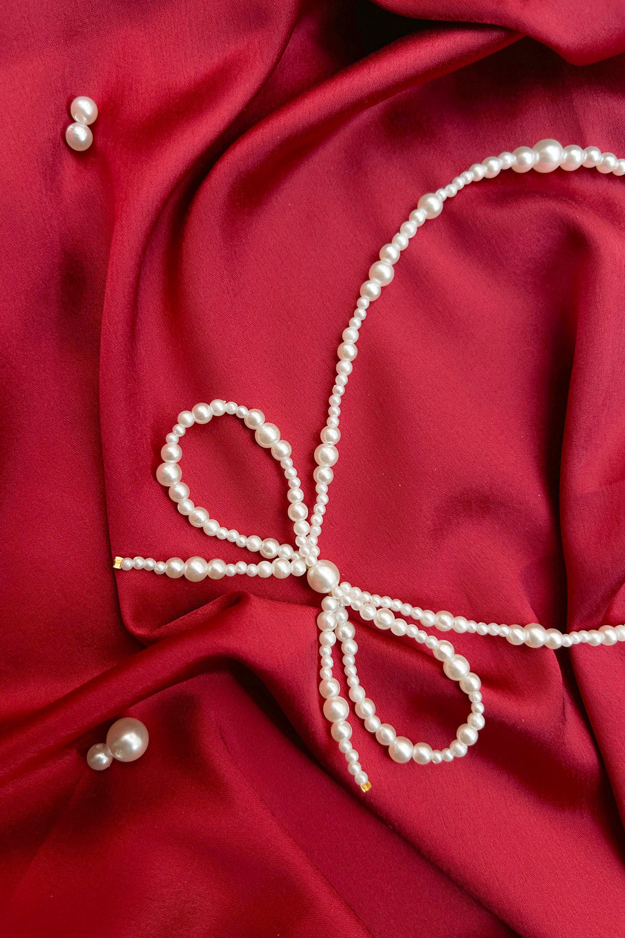 Pretty in Pearls Bow Necklace