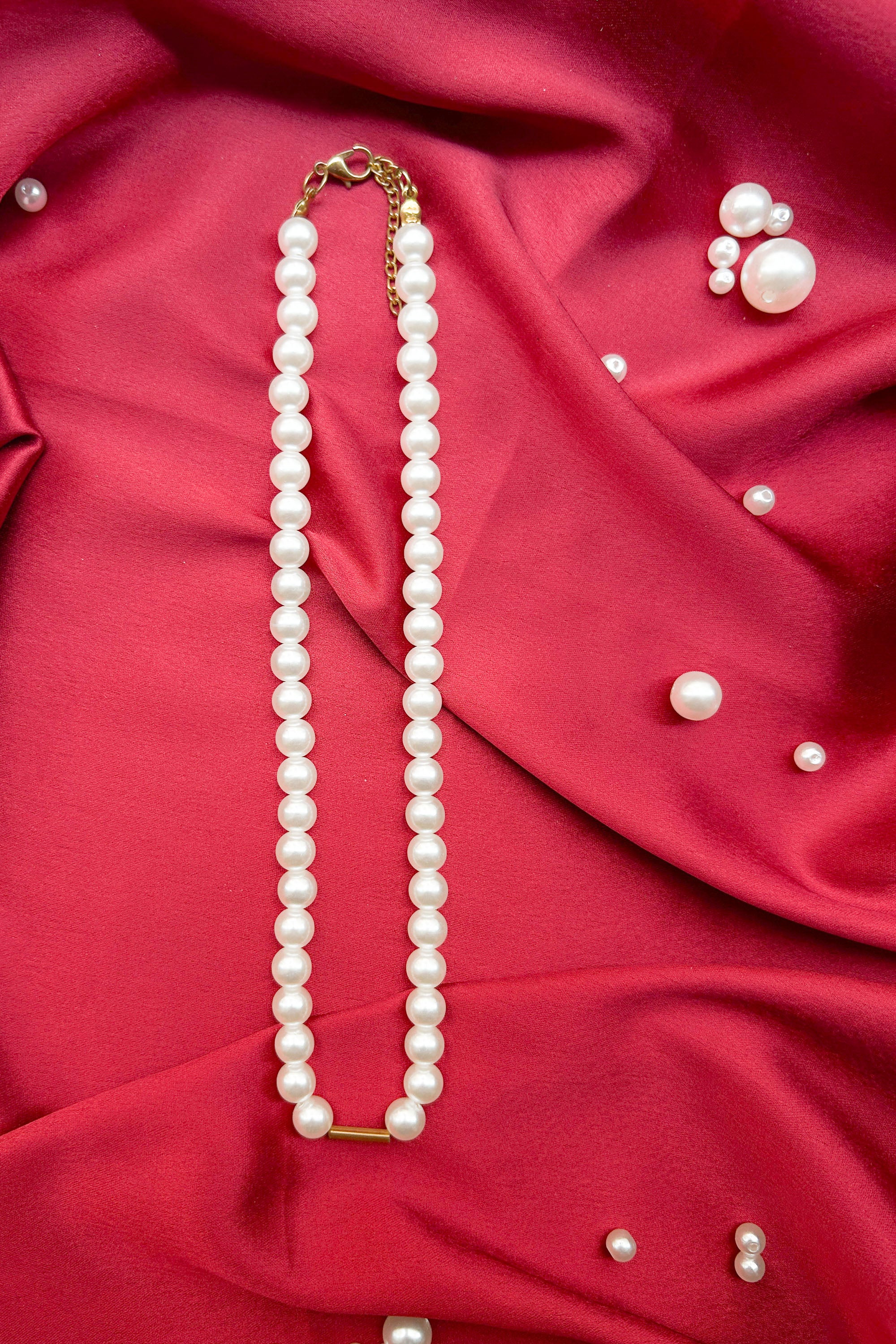 Celeste Gold Bar Pearl Necklace