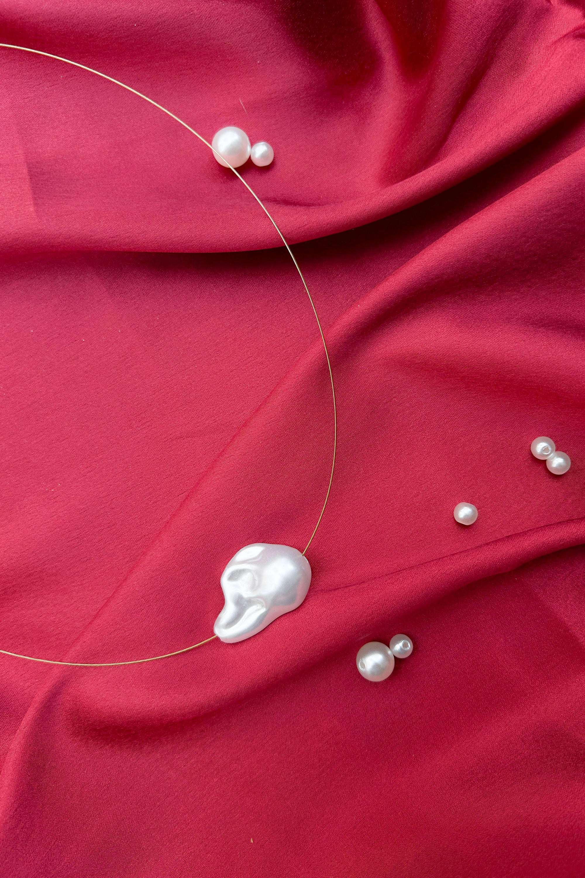 The invisible Baroque Necklace