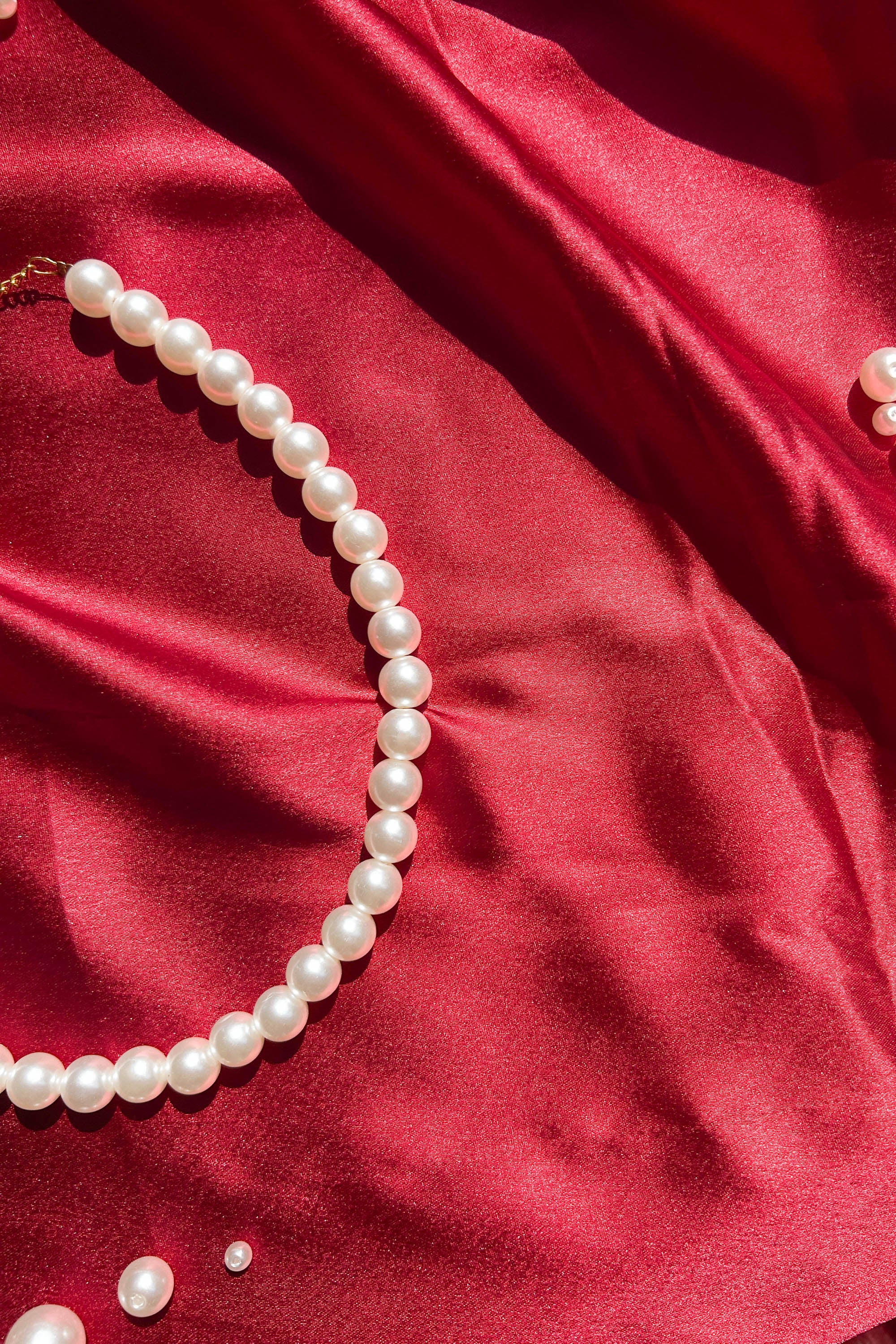 Timeless Pearl Necklace 10MM
