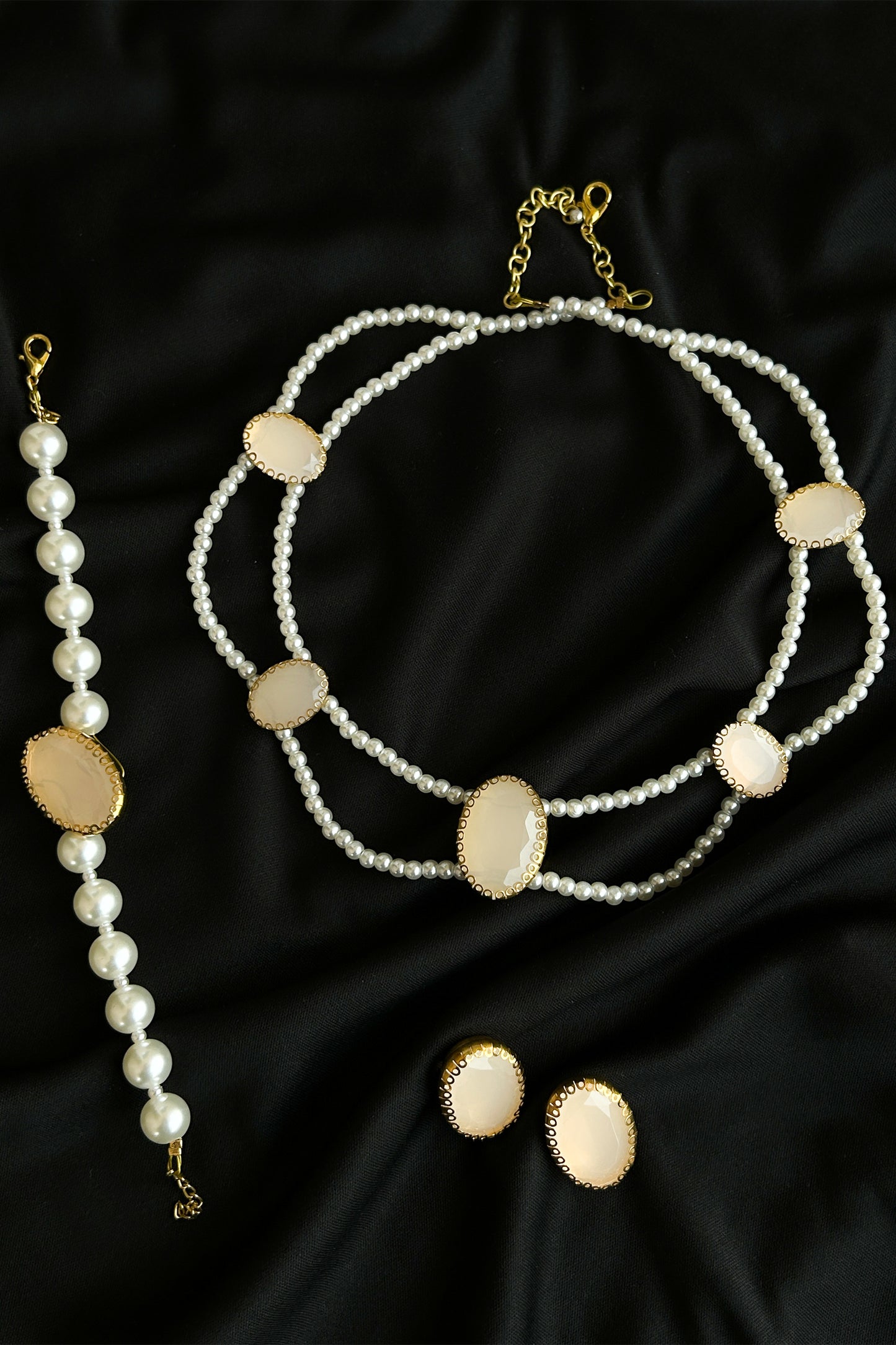 Luna Glow Pearl Set with Bracelet